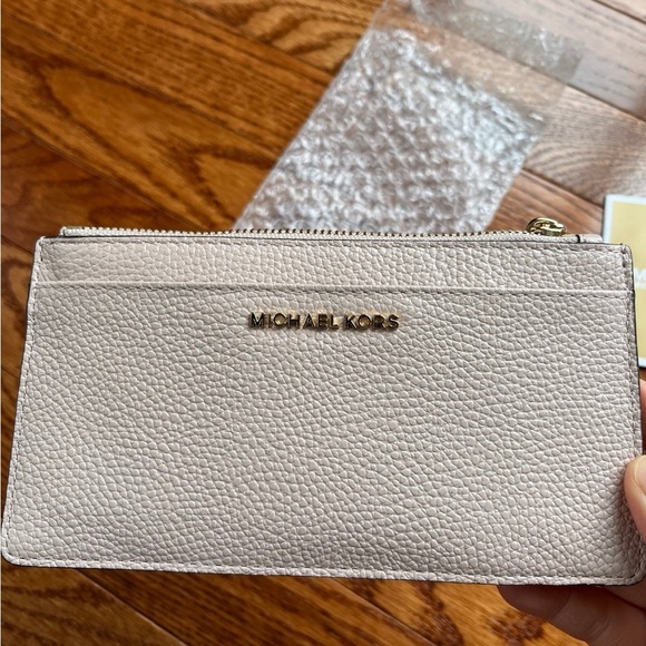 New Michael Kors card holder - Picture 2 of 12